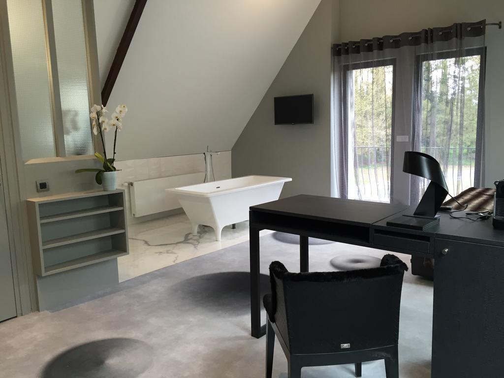 Le Domaine Des Loups Hotel Souchez Kültér fotó